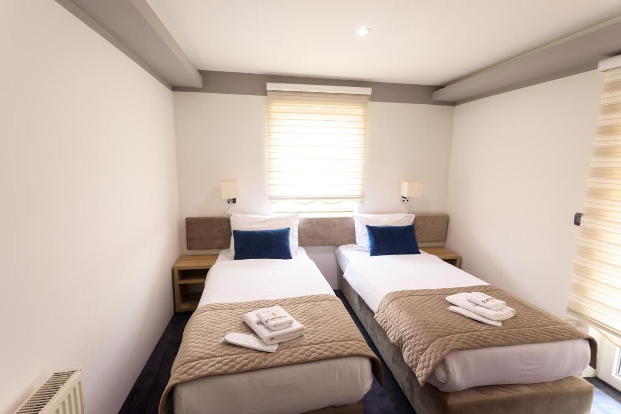 נובי פאזאר Hotel Elements מראה חיצוני תמונה
