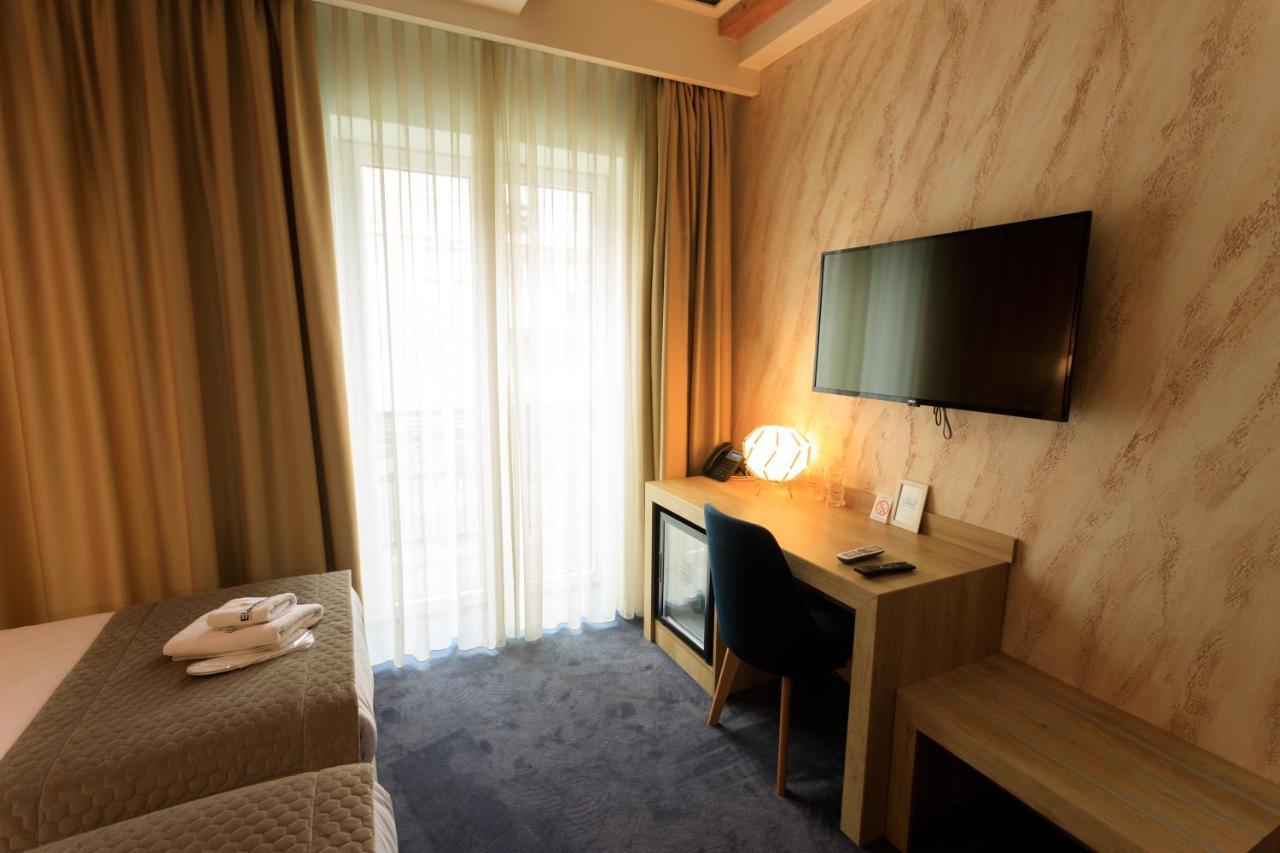 נובי פאזאר Hotel Elements מראה חיצוני תמונה