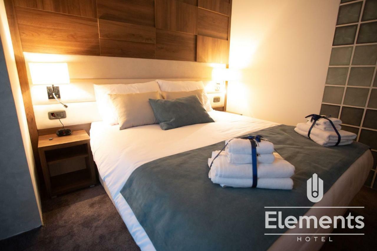 נובי פאזאר Hotel Elements מראה חיצוני תמונה