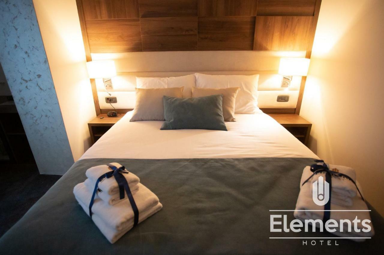 נובי פאזאר Hotel Elements מראה חיצוני תמונה