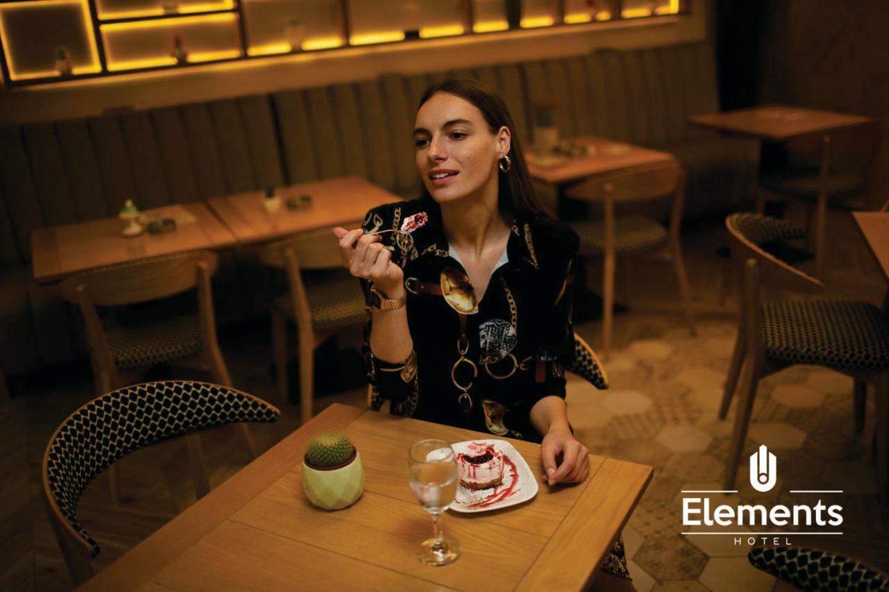 נובי פאזאר Hotel Elements מראה חיצוני תמונה